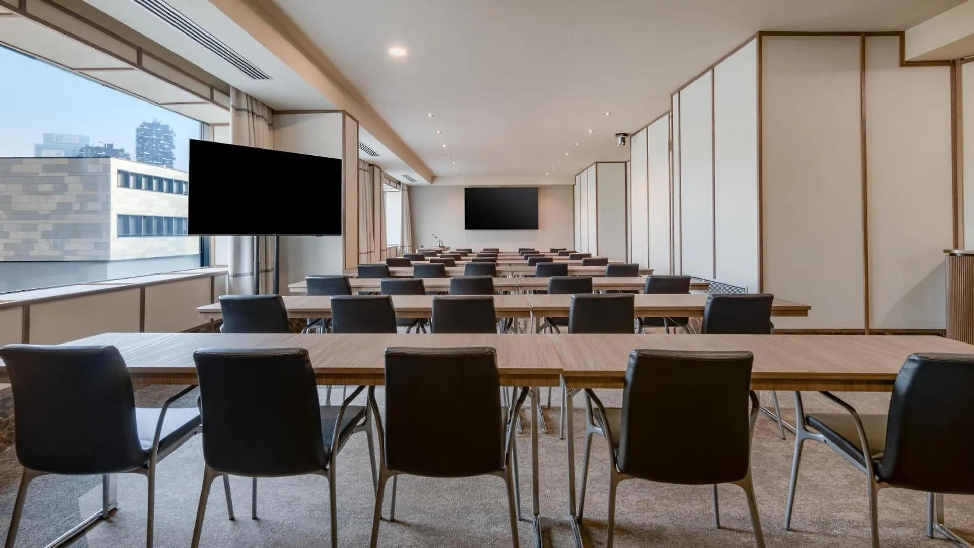 Ac Hotel Milano By Marriott