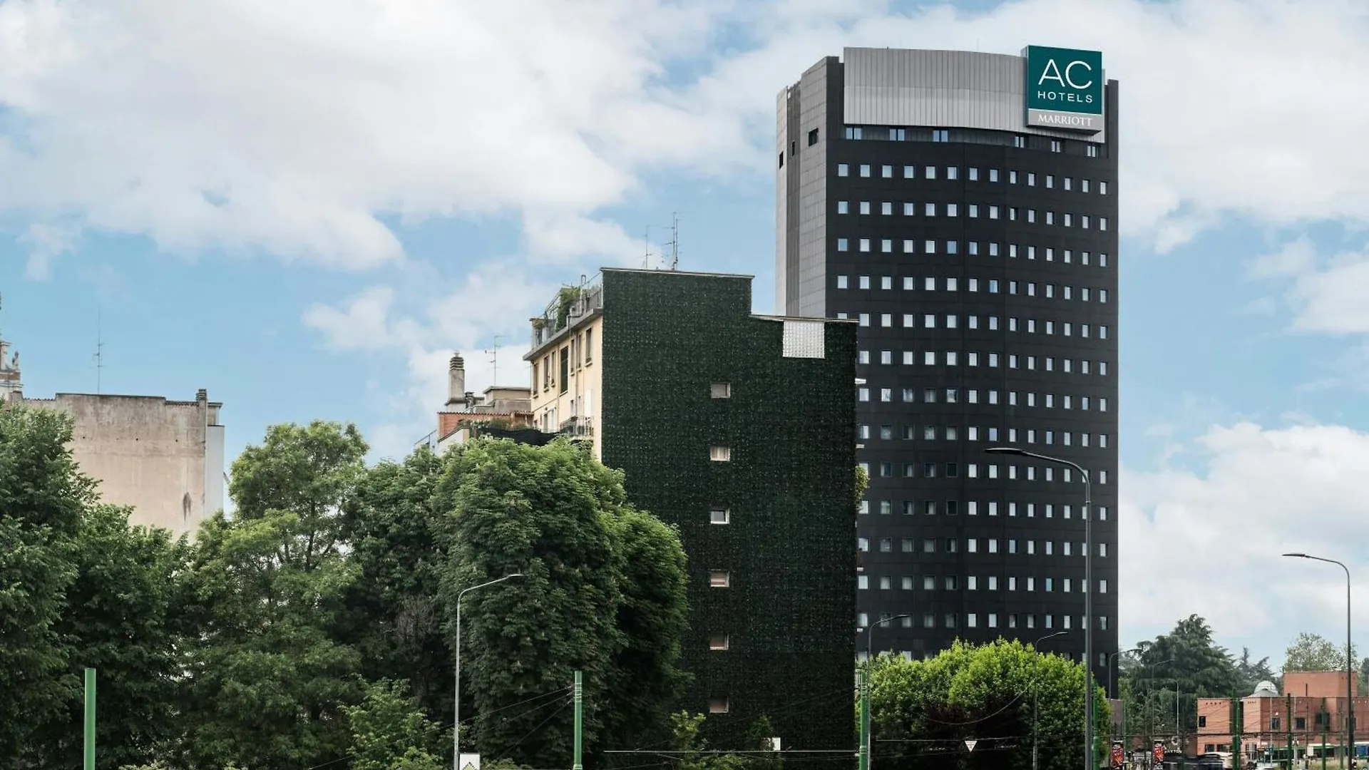 Ac Hotel Milano By Marriott 4*, Milaan