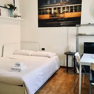 Cozy Central Studio - Porta Romana Milán