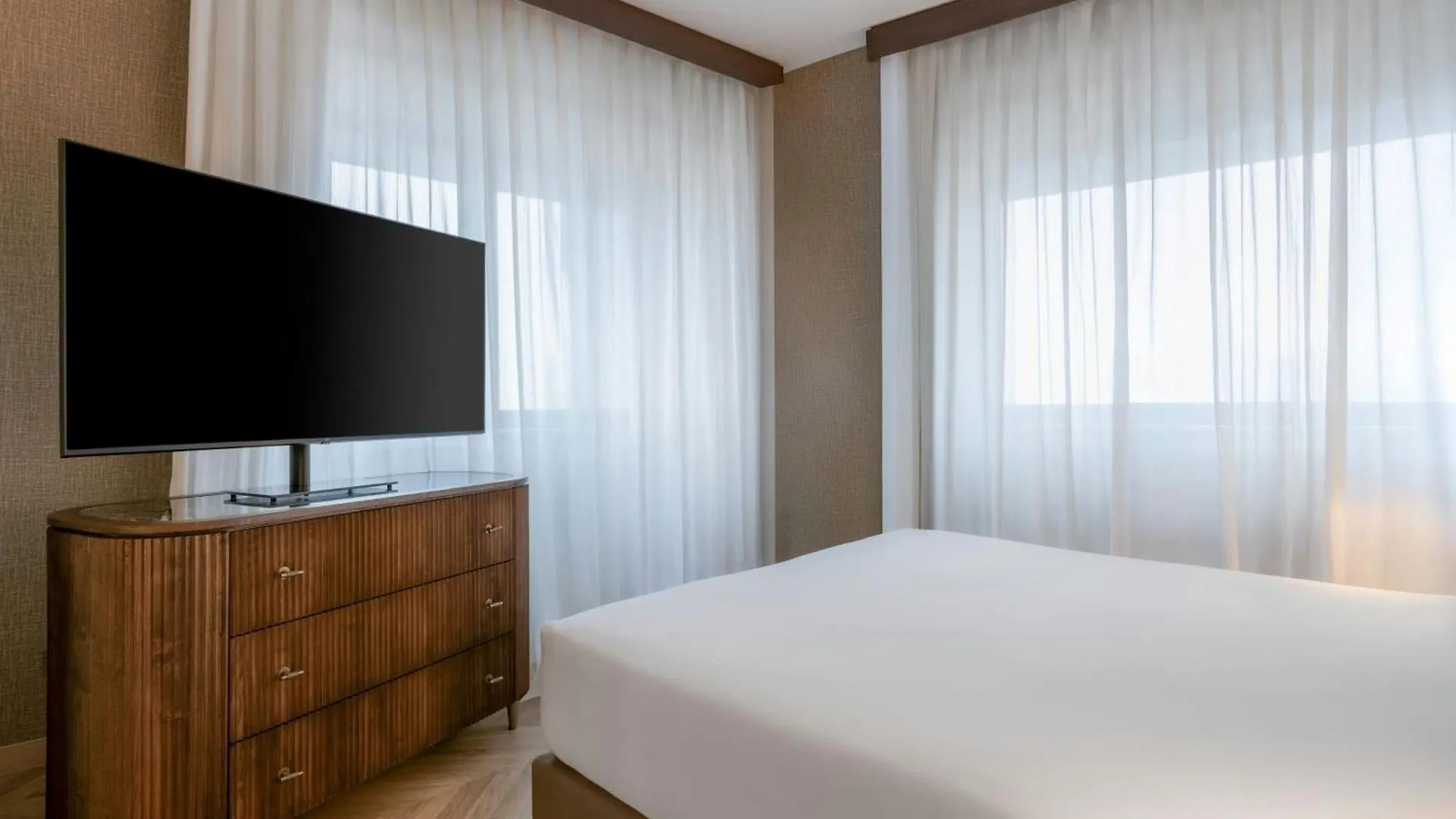 Ac Hotel Milano By Marriott